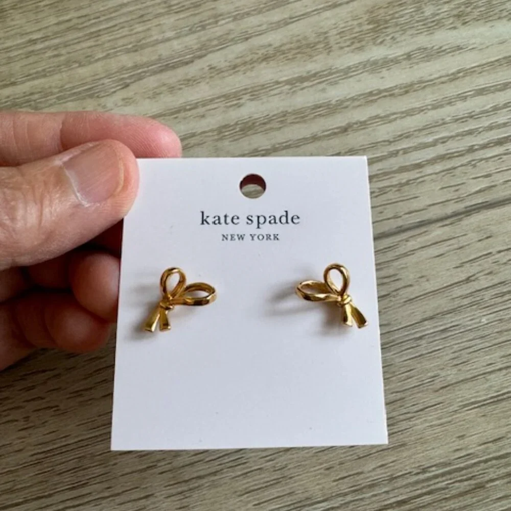 NWT Kate Spade Gold-tone Bow Pierced Earrings - Picture 2 of 3